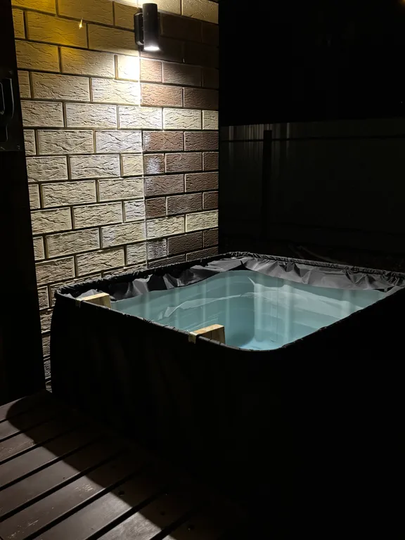 Загородный дом с баней и чаном