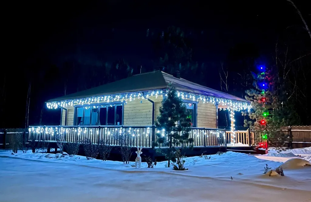 Домик на берегу Байкала