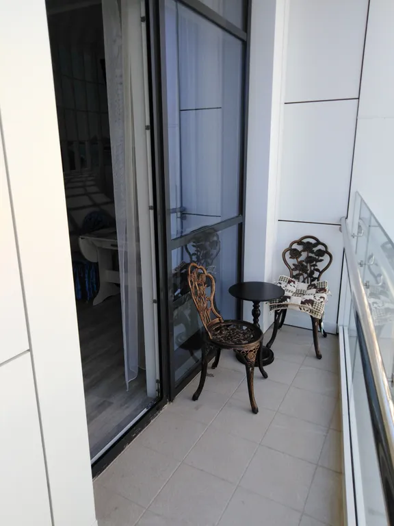 Студия с видом на море