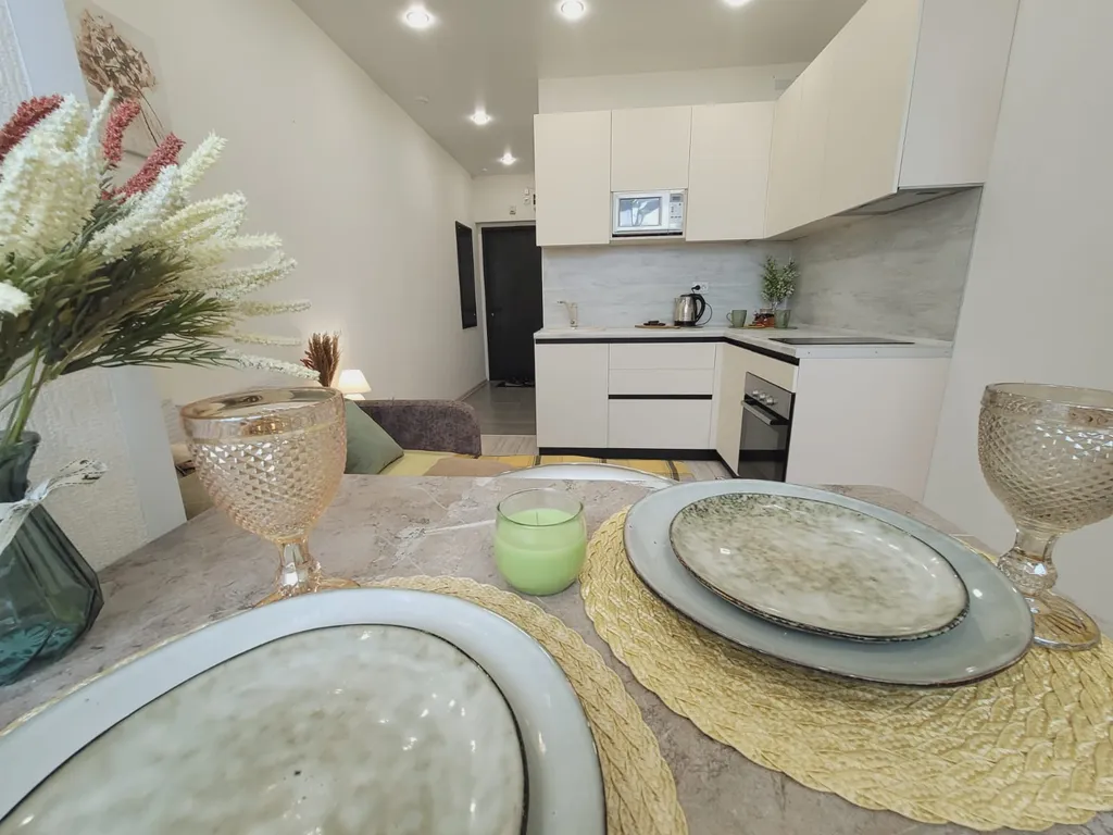 Уютная студия у парка молодежный с видом на реку