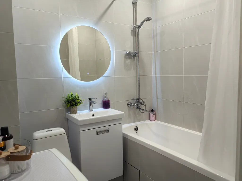 Удобный выезд на трассу Р21, Лотос плаза, Лыжная трасса