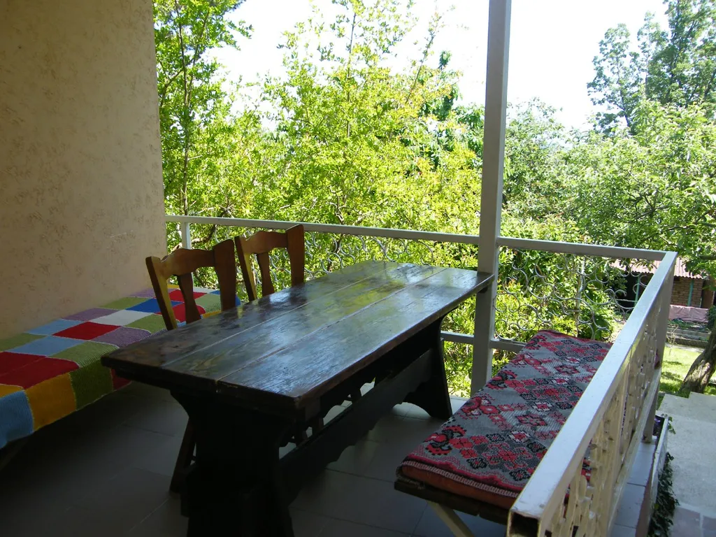 Коттедж Домик в лесу — аренда посуточно в Ялта