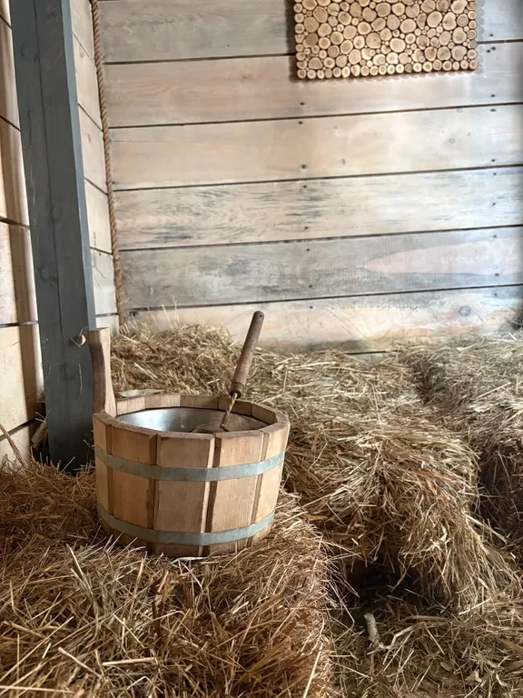 Коттедж Дом в виде юрты с травяной баней — Каблуково