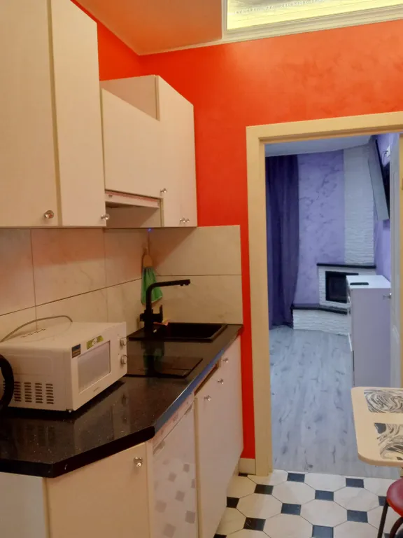 Уютная стильная студия с дизайнерским ремонтом