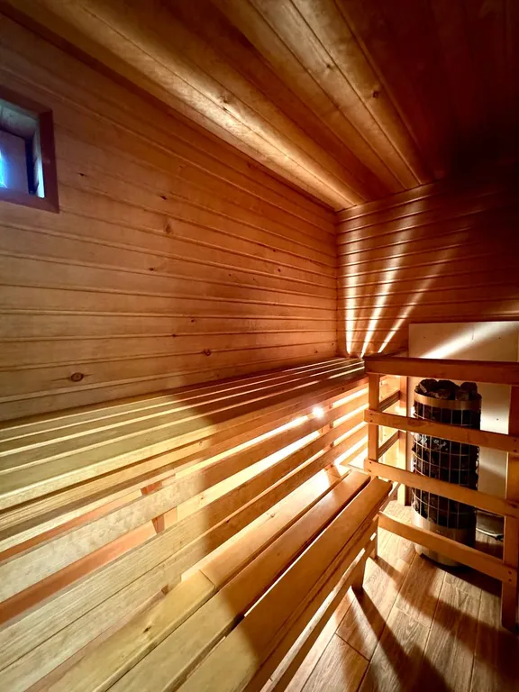 Коттедж с сауной