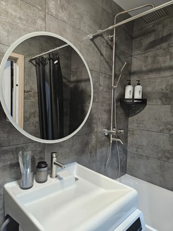 Тихая угловая квартира-студия