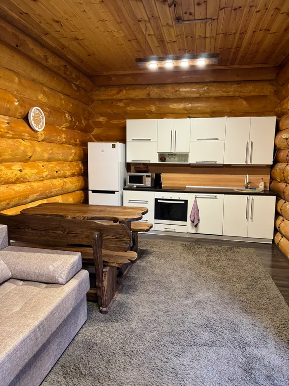 Уютный домик с банькой в лесу