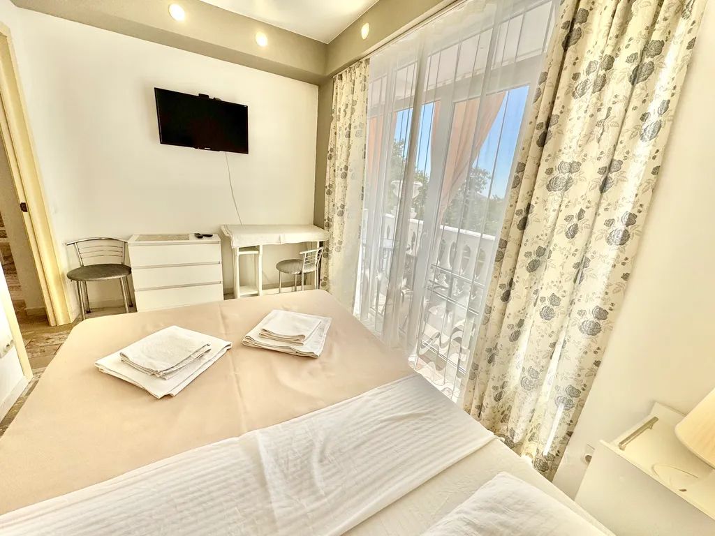 2х-к апартамент 2й-этаж с балконом в жк вилладельмар крым ялта гаспра