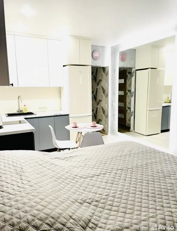 Студия с красивым видом на город