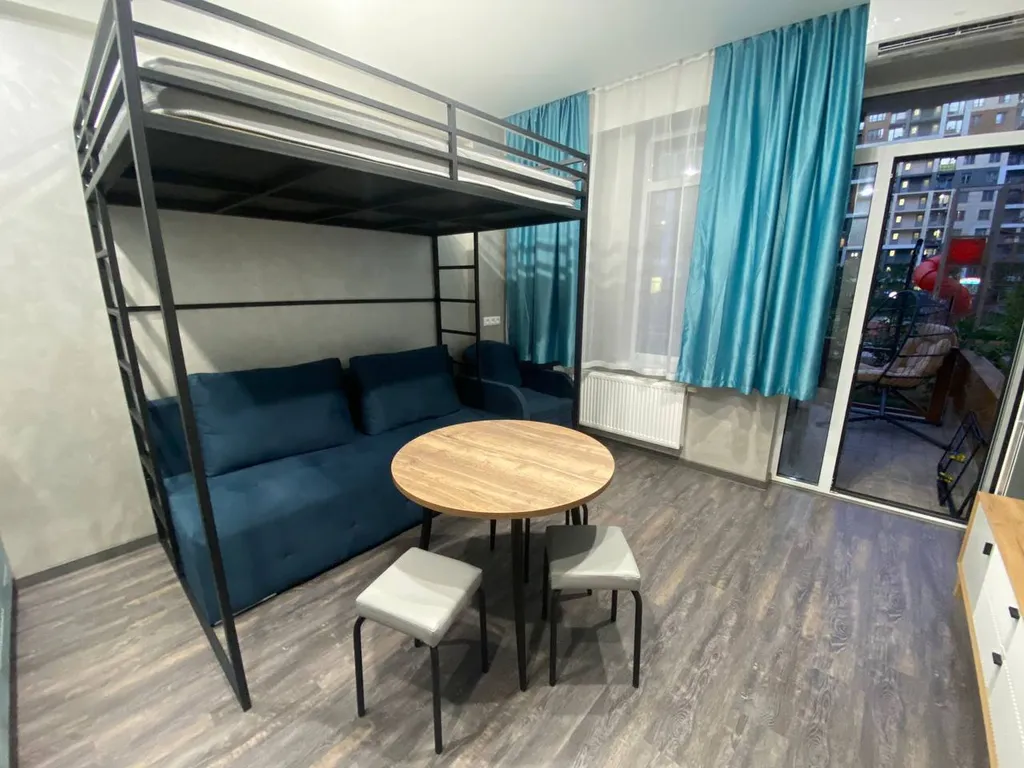 Студия с террасой и двухъярусной кроватью