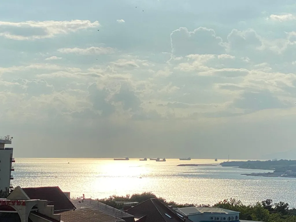 Квартира у моря