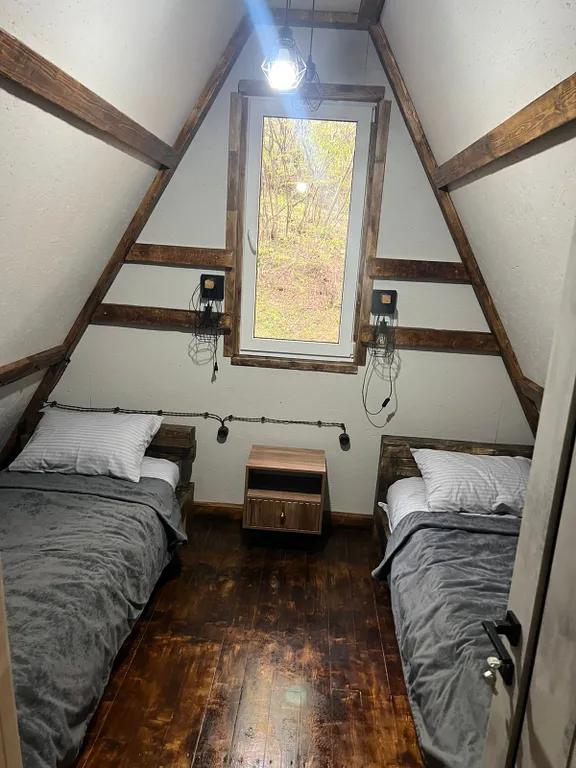 Уютный коттедж в живописной горной долине