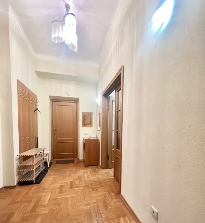 Квартира Комната в центре у метро — Москва