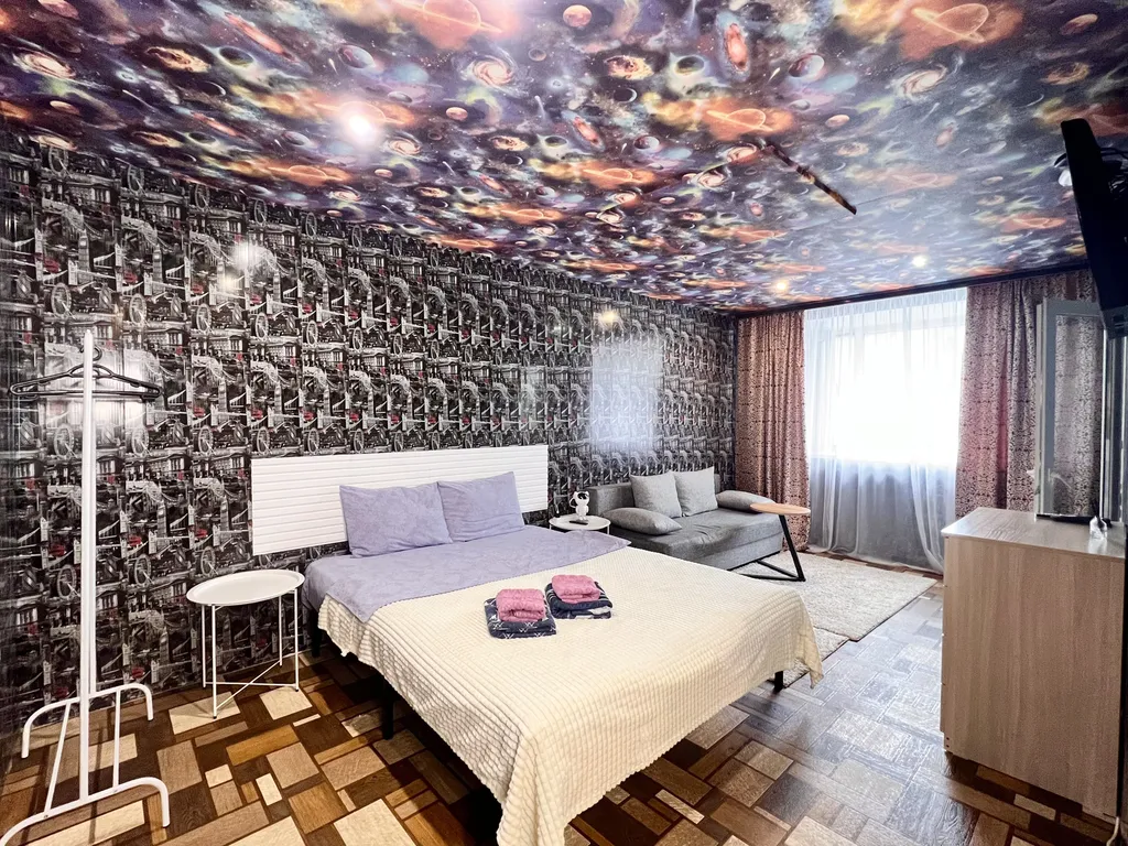 АПАРТЫ 51 возле Ленты "Полярные ночи" на Гвардейской,15