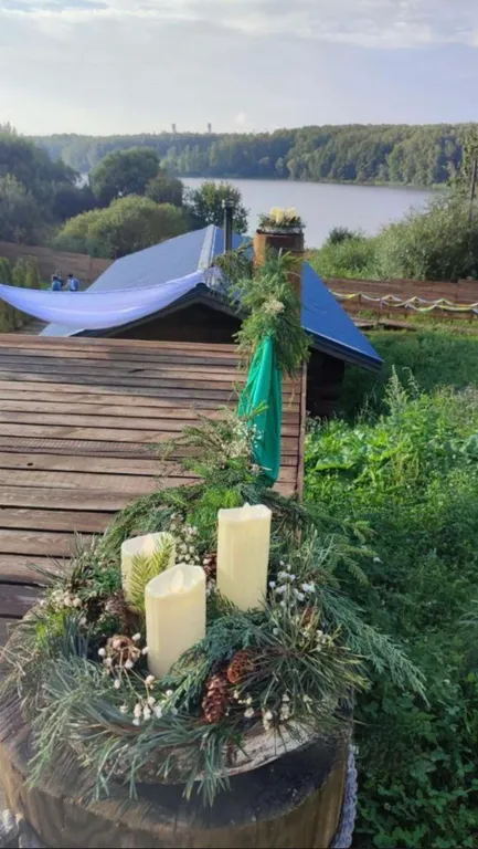 Шале на берегу реки с баней и горячей купелью