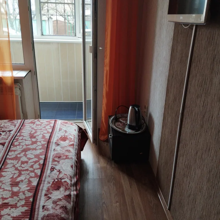 Уютная комната в трёхкомнатной квартире