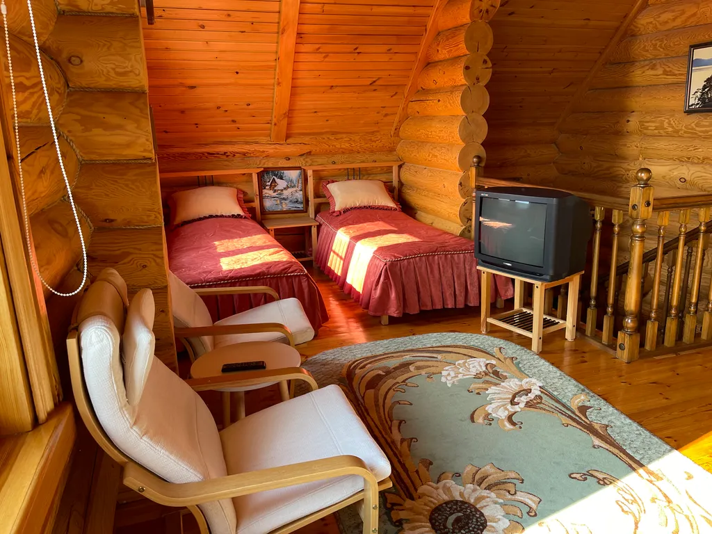 Тургоякский Теремок- дом на 1 линии с собственным выходом к озеру