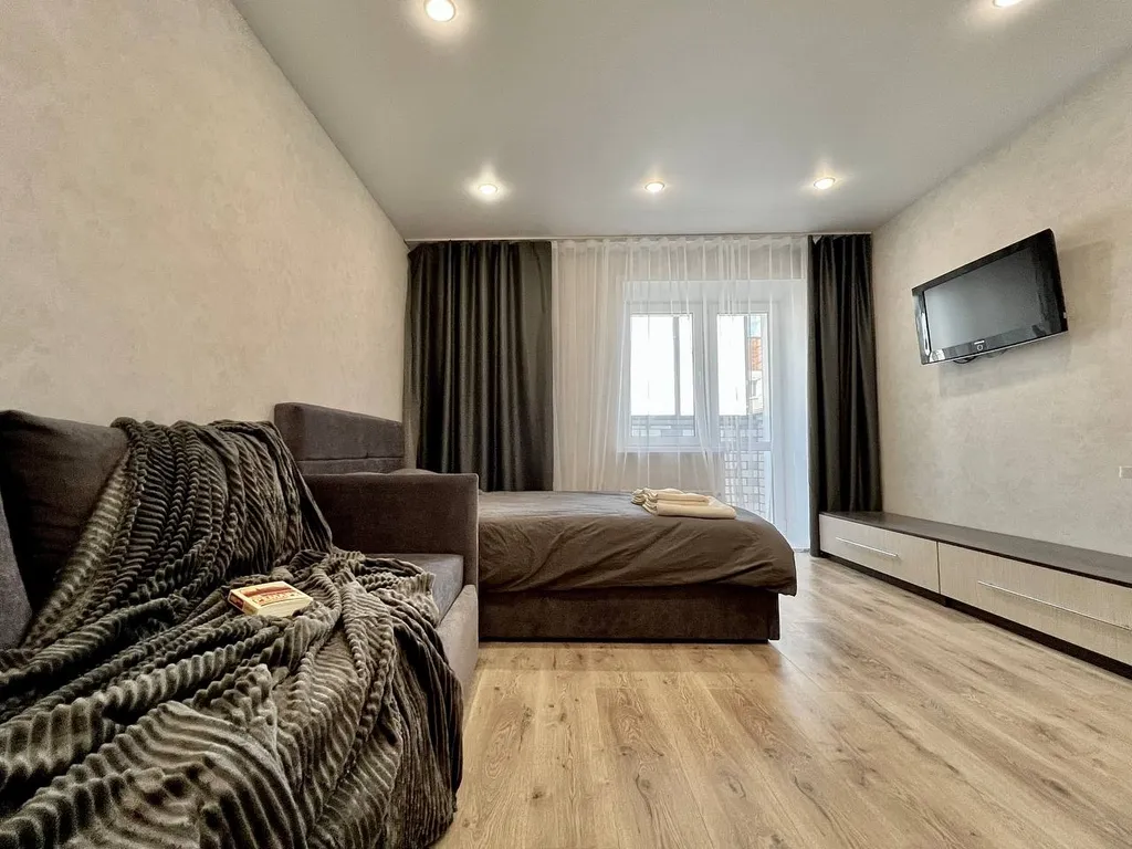 Уютная комфортная квартира в светлых тонах — аренда посуточно в Казань