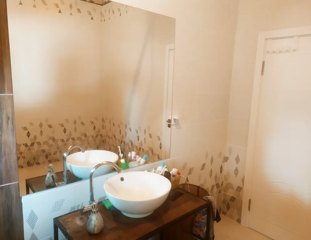 4-комнатный Дом