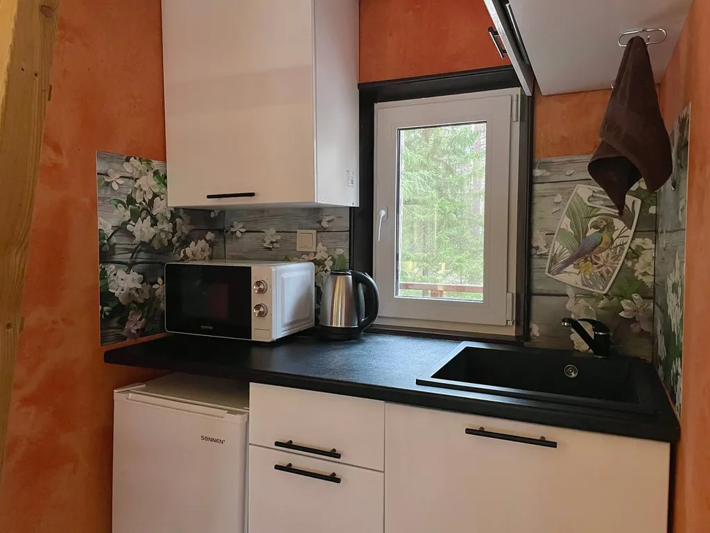 Дом панды среди елей до 3-х человек