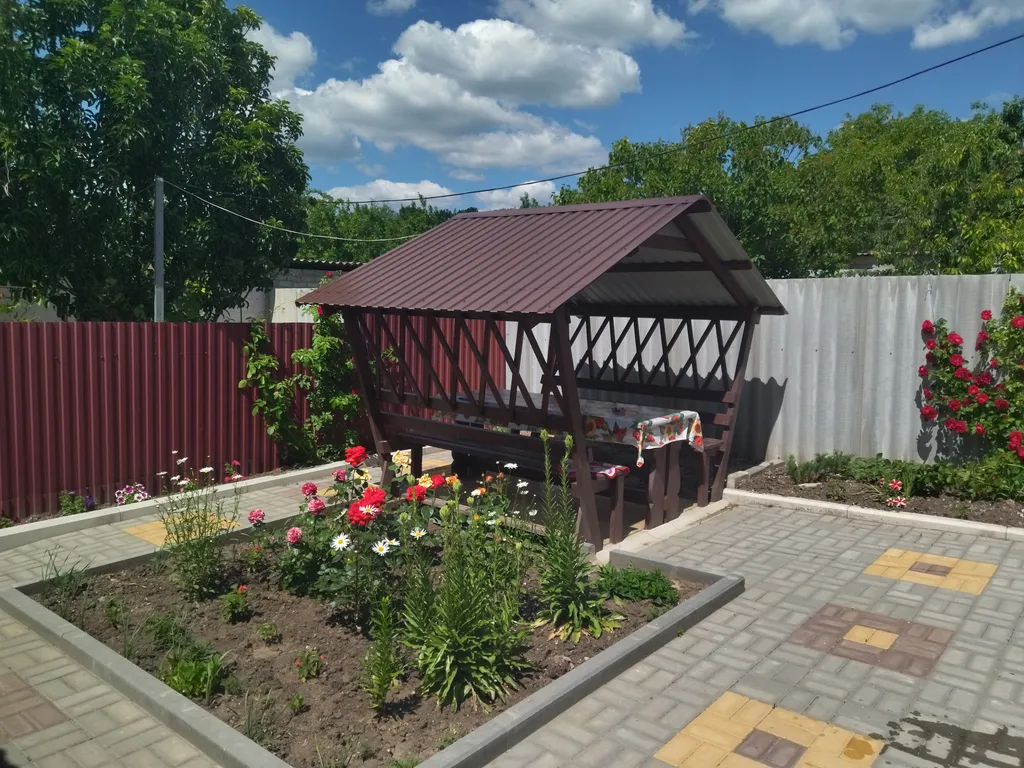 Коттедж Дом целиком с удобствами — аренда посуточно в Богучар