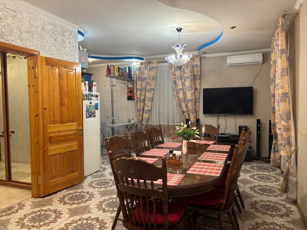 Уютный коттедж в центре города