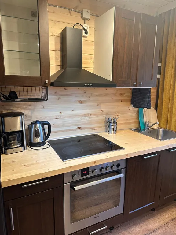 Коттедж на берегу озера