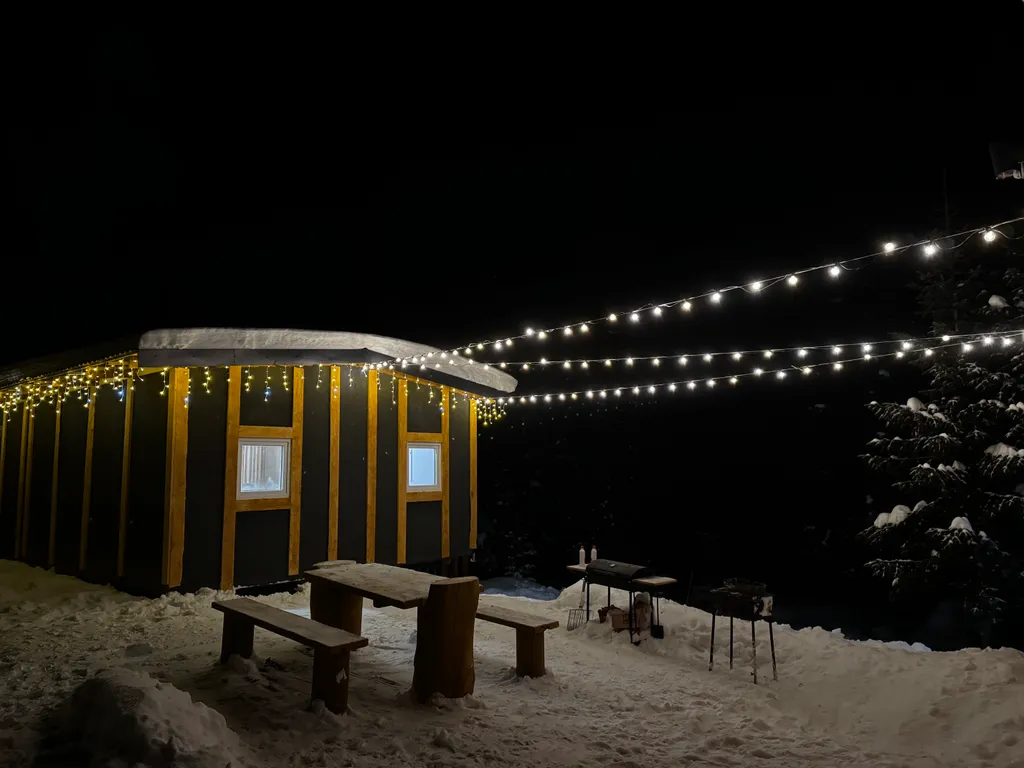 Гостевой дом Баzа уютное размещение на горе, рядом баня