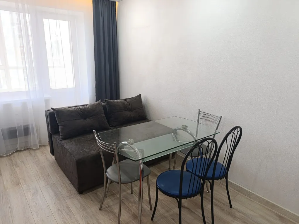 Квартира Просторная квартира у Планеты — Красноярск