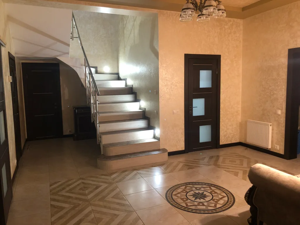 Коттедж Коттедж с новым ремонтом, с танцполом, караоке, баней и чаном — Ермолино