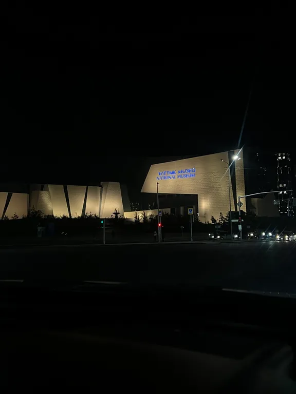 Рядом с посольствами