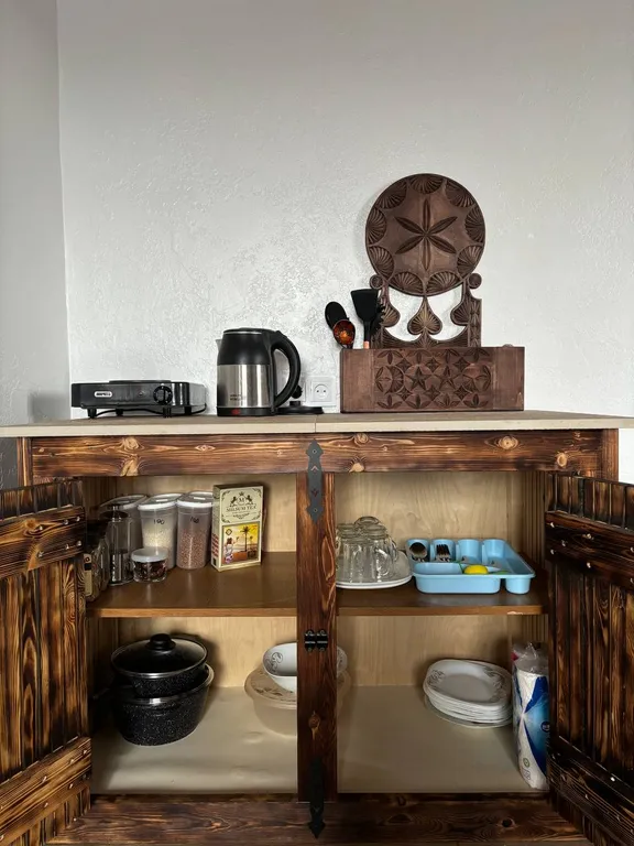 Домик на краю обрыва