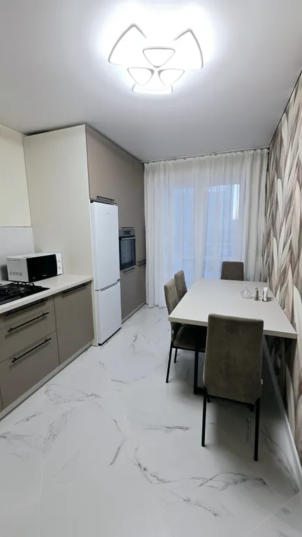 Квартира 2-комнатная Квартира — Калининград