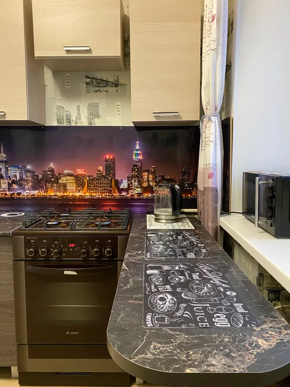 Апартаменты возле торгового центра Макси