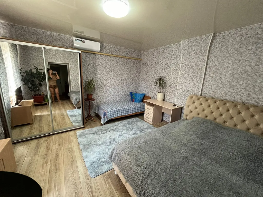 Трёхкомнатный дом в центре Судака)