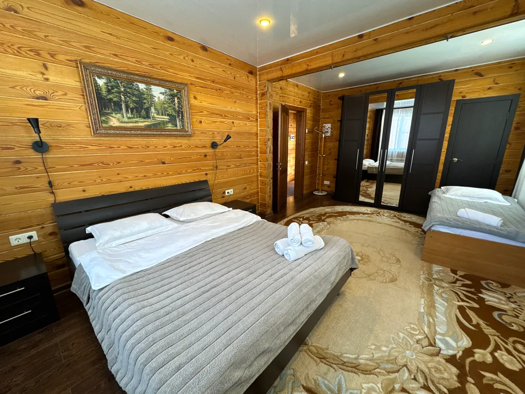 Уютный коттедж для большой компании в кедровом лесу на Телецком озере