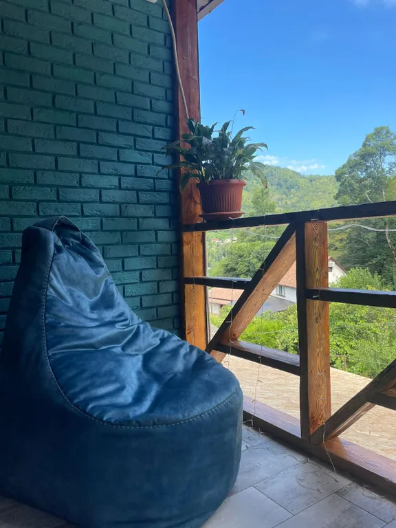 Коттедж Мансардный этаж с видом на лес вокруг — Сочи