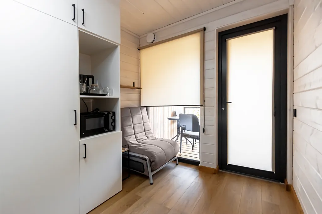 Небольшой домик с видом на Гуамское ущелье