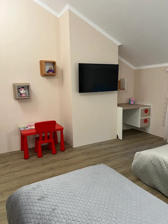 4-комнатный Дом