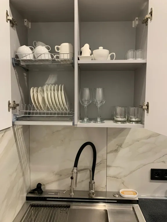 Семейный апартамент у озера на горнолыжном курорте Солнечная Долина