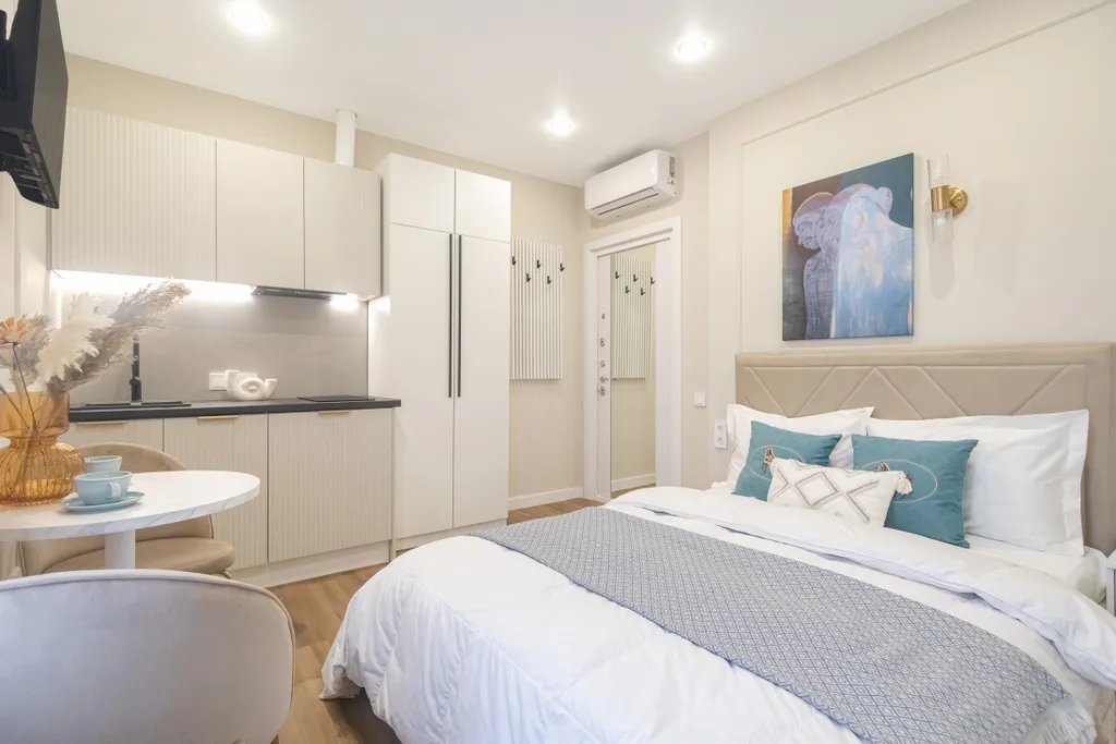 Квартира Квартира Дизaйнeрcкая студия рядом c ФГБУ НМИЦ CСХ имени А. H. Бакулевa — Новоивановское