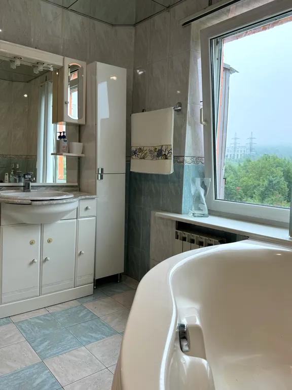 Комфортная двухкомнатная квартира рядом с Горным воздухом!