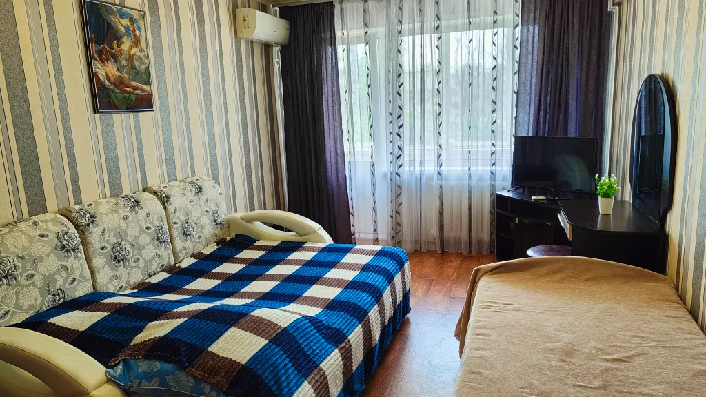 Уютная квартира рядом со спорткомплексом — аренда посуточно в Балаково