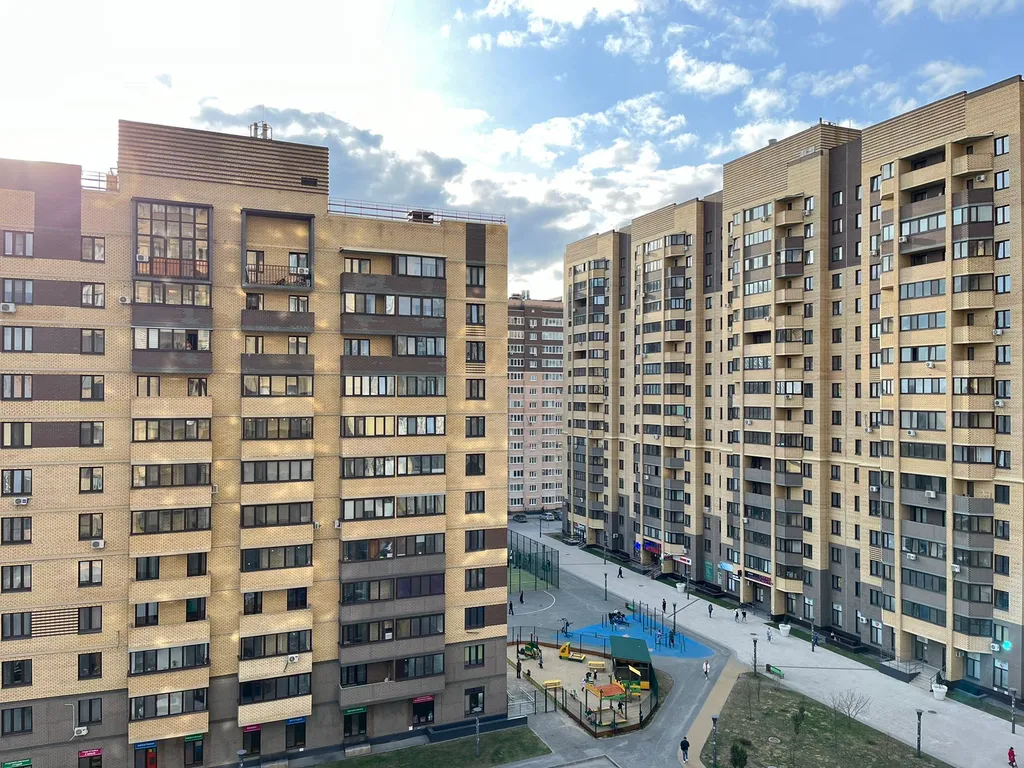 Квартира Апартаменты 4-х местные, в жк звездный городок. Тц сити-молл — Тюмень