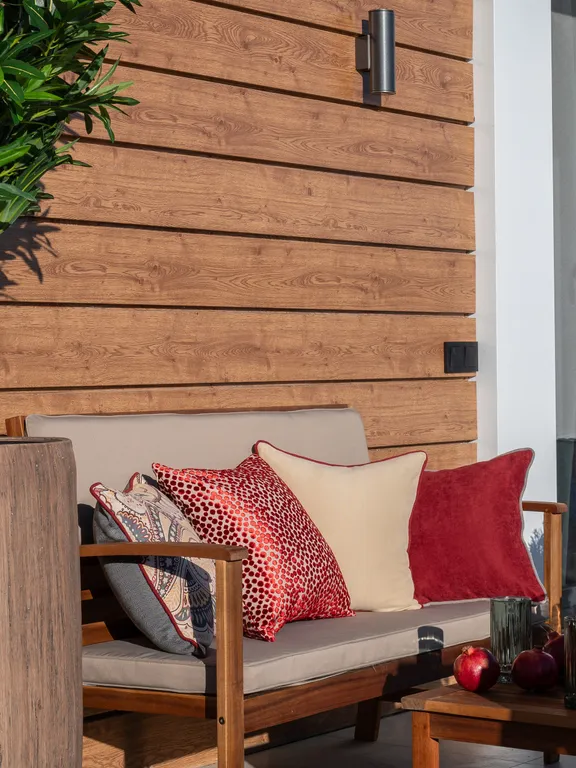 Уютный коттедж "Гранат" с бассейном и мангальной зоной