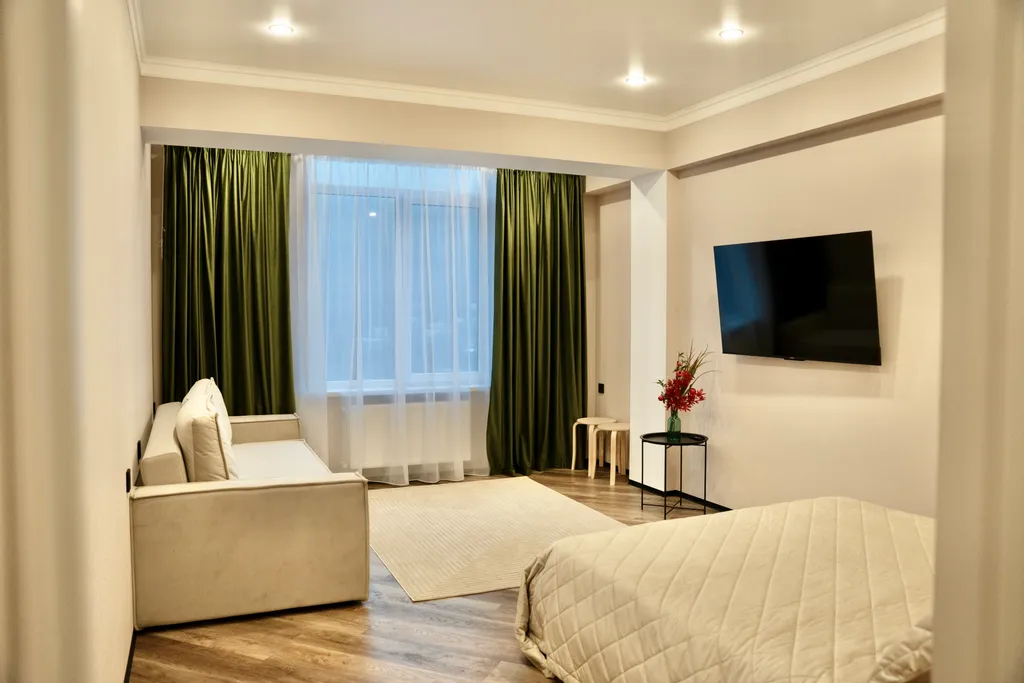 Уютные апартаменты у озера с видом на горы