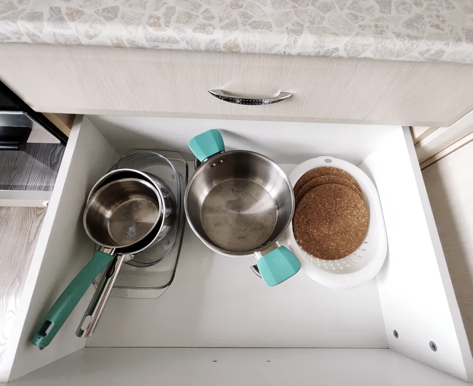 Большая 2-комнатная квартира с большой кухней, рядом озеро