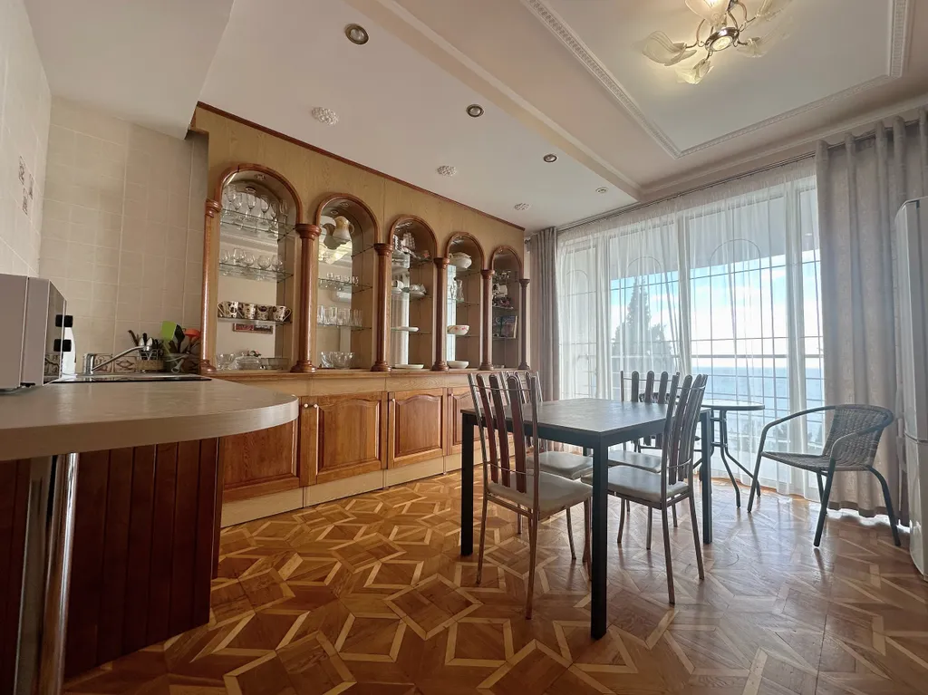 Апартаменты Алена с видом на море