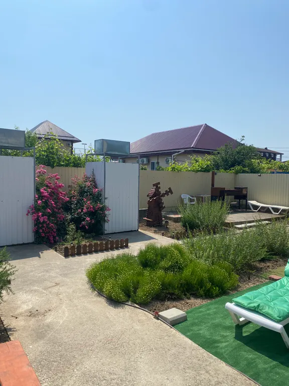 Коттедж Уютный жилой дом на берегу Азовского моря — Кучугуры