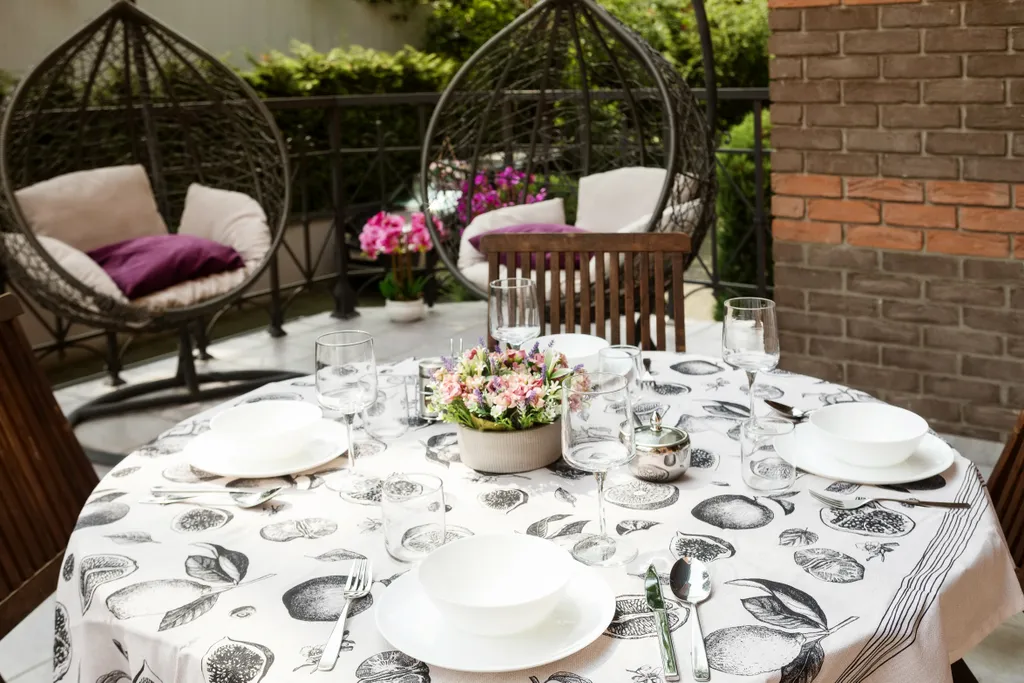 Старый город с террасой - современный комфорт и изысканный дизайн